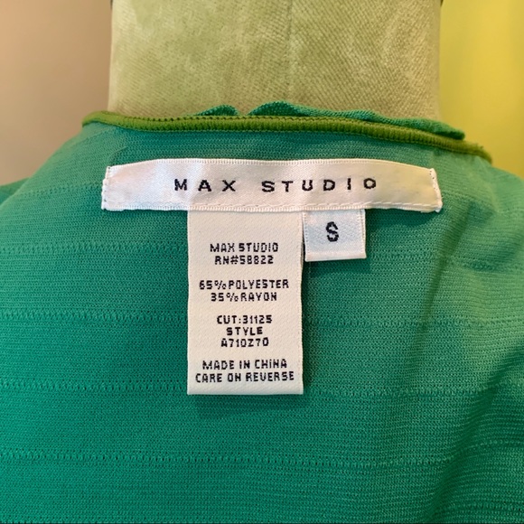 •Max Studio• Ruffle Tank - Picture 4 of 4